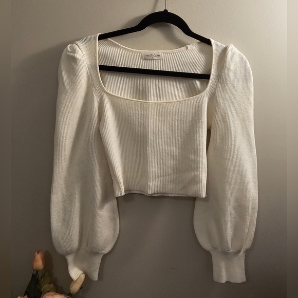 vestique Sweaters - Vestique Size Small Sweater